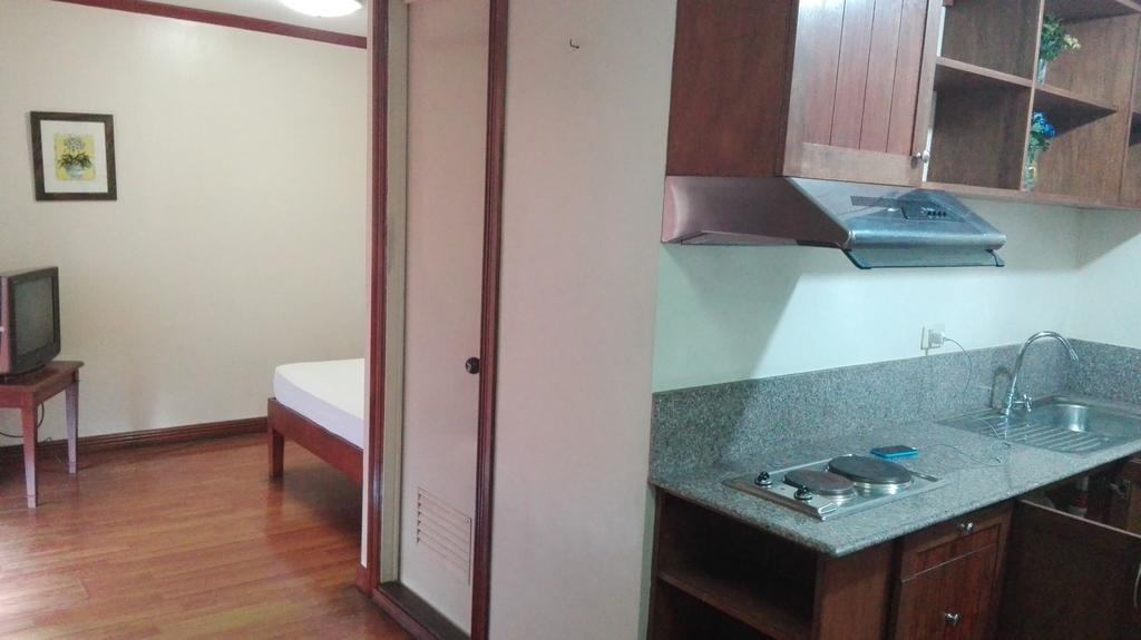 Isabelle Royale Makati Hotel Makati City Luaran gambar