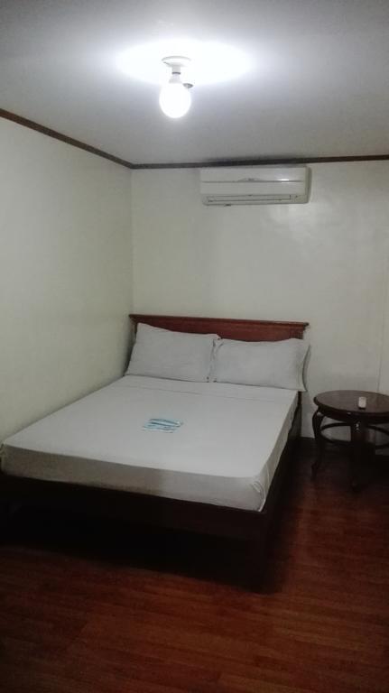 Isabelle Royale Makati Hotel Makati City Luaran gambar