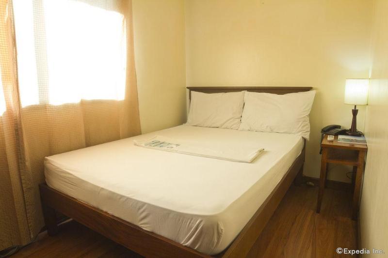 Isabelle Royale Makati Hotel Makati City Luaran gambar